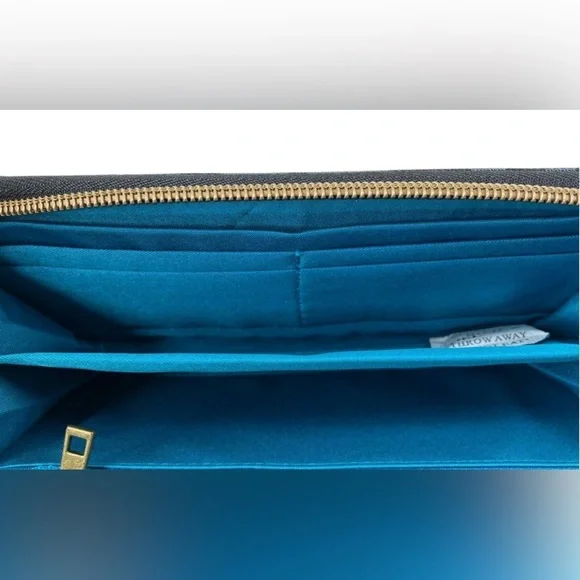 Travelon RFID Blocking Grey Animal Print Continental Wallet Wristlet NWT - Picture 6 of 7